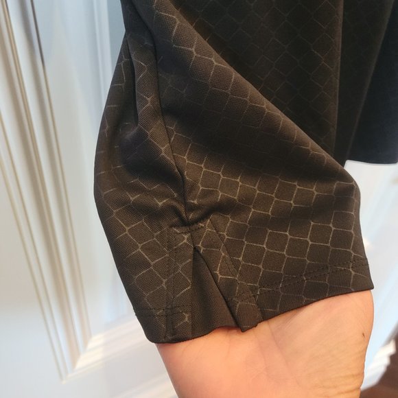 EUC, Cutter and Buck Golf Shirt - Picture 7 of 9